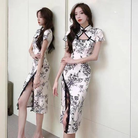Refined Floral Lace Qipao Dress with Frog Button, Split Skirt, and Hollow-Out Details for Women’s Summer Wardrobe