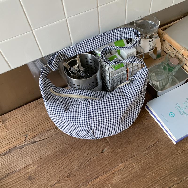 Small Fresh Plaid Bag Women's New Casual Shoulder Messenger Bag Versatile Large-capacity Dumpling Bag