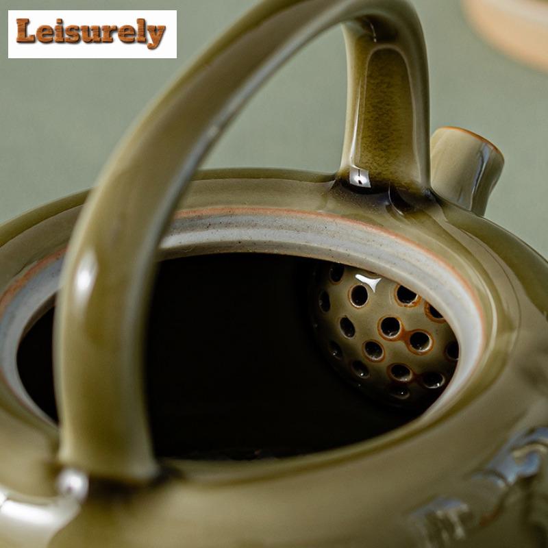 230ml Beixitang Handgefertigte Relief Teekanne aus Taihu-See-Stein Traditionelle Hochhenkel-Balkenkanne Teezubereiter Kessel Teegeschirr Zubehör Geschenk