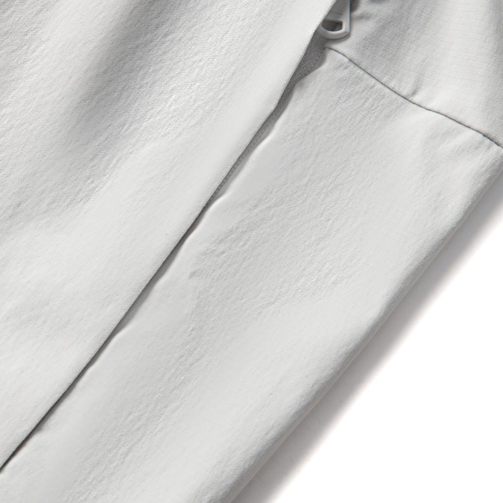 Li-Ning Comfortable Sports Simple Versatile Solid Color Lace-Up Mid-Waist Five-Point Casual Shorts Men Shorts Coin-Gray AKSV429-6