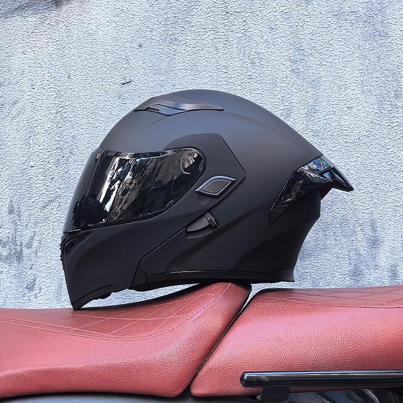 Motorcycle Helmet Peeling Helmet Double Lens Big Tail Locomotive Racing Helmet Running Helmet Men and Women Keep Warm In Winter
