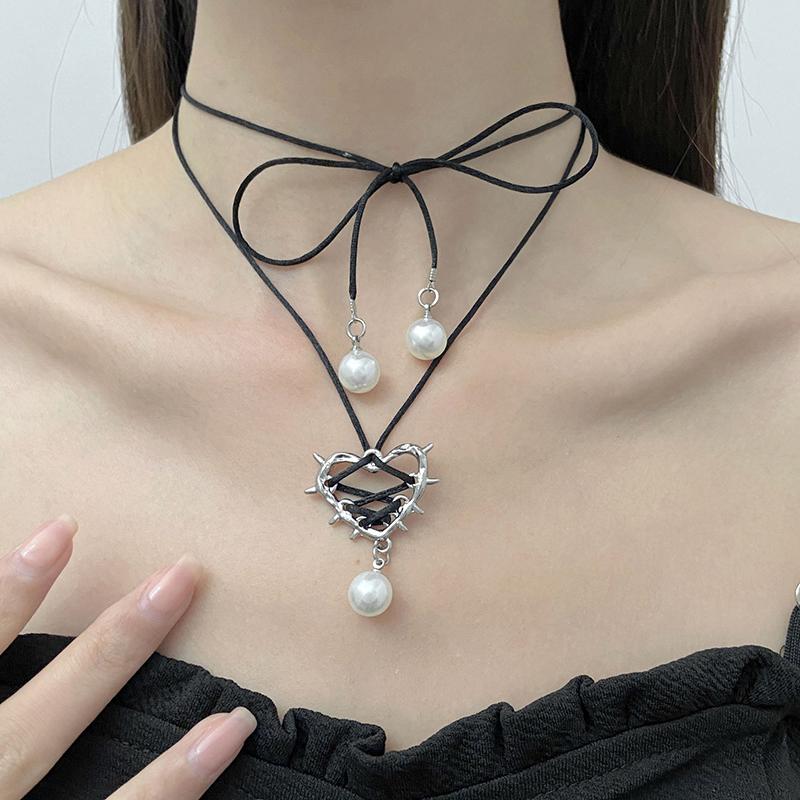 Exaggeration Vintage Elegant Trendy Metal Heart Necklace Ribbon Pearl Pendant Clavicle Chain For Women  Jewelry