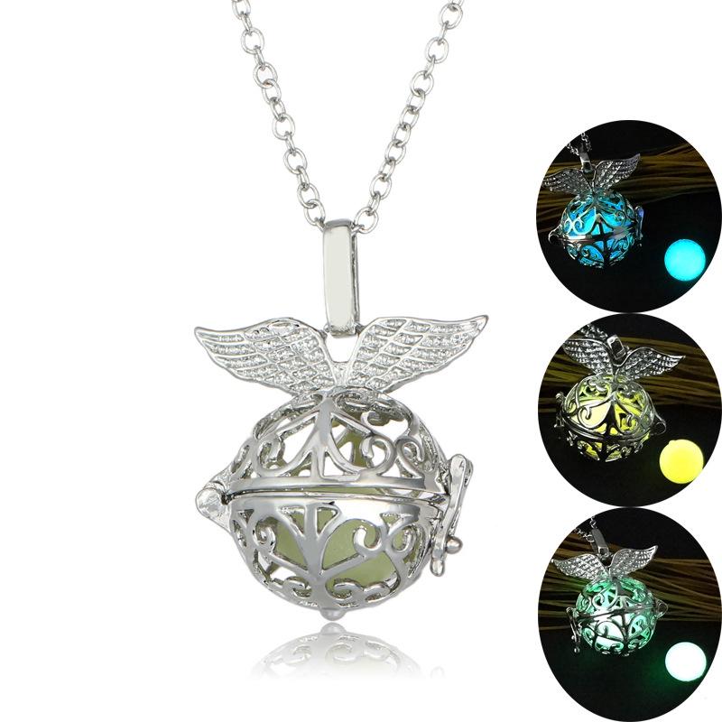 Tricolor Angel Wings Luminous Necklace: Versatile Unisex Fashion Choker