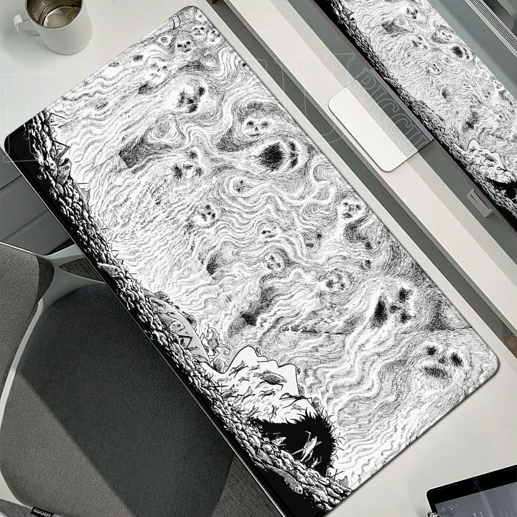 Black and White Horror Collage Anime Girl Mouse Pad XXL Gamer Mousepad Office Extended Desk Pad Gaming Keyboard Mat Large Carpet