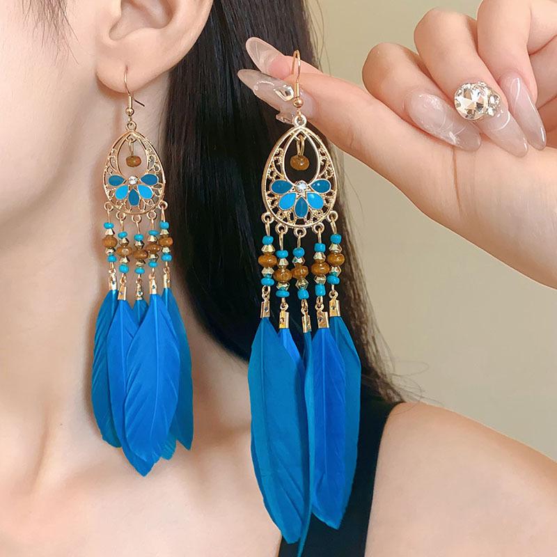 Retro Ethnic Style Feathers Long Ear Hooks Bohemian Vacation Style Earrings Earrings, Earrings, Personalized High-end Earrings Women