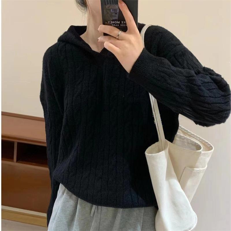 Autumn and winter new retro twist hooded pullover sweater women's simple and versatile loose lazy wind knitted sweater tide