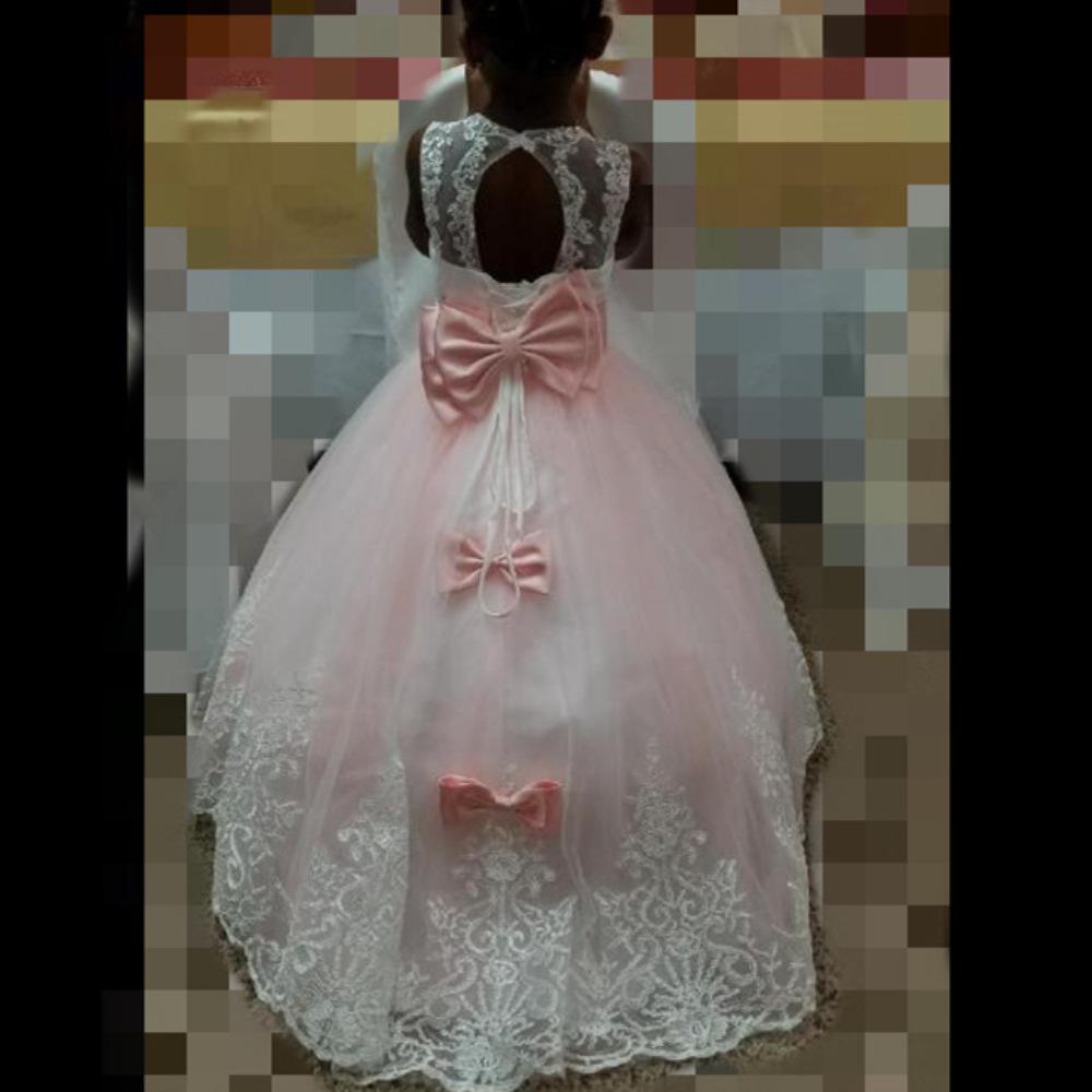 Elegantes Prinzessinnenkleid mit Puffärmeln und Spitze für Mädchen - Formelles Hochzeits-Blumenmädchenkleid mit Schleppe