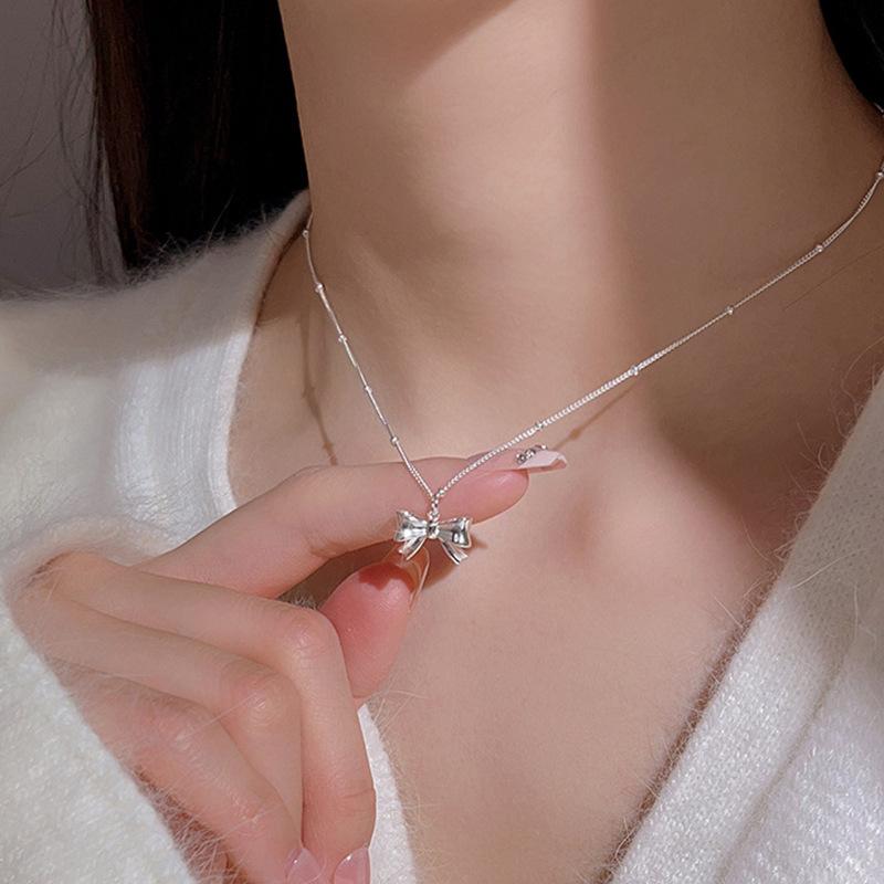 New Shiny Silver Butterfly Necklace Exquisite Double Layer Clavicle Chain Fashion Jewelry Gift for Women