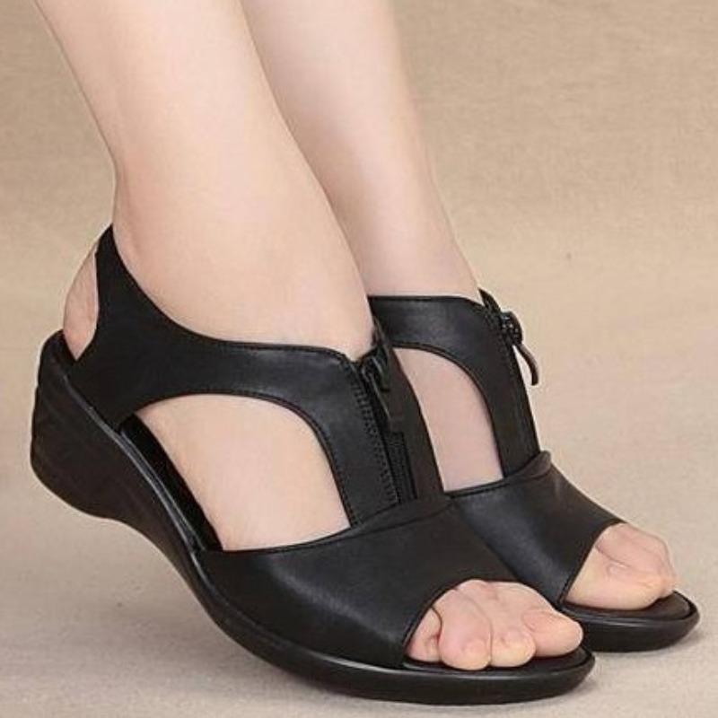 Comfortable Soft Soled Mother's Shoes Large Slope Heel Women's Shoes Casual Sandals