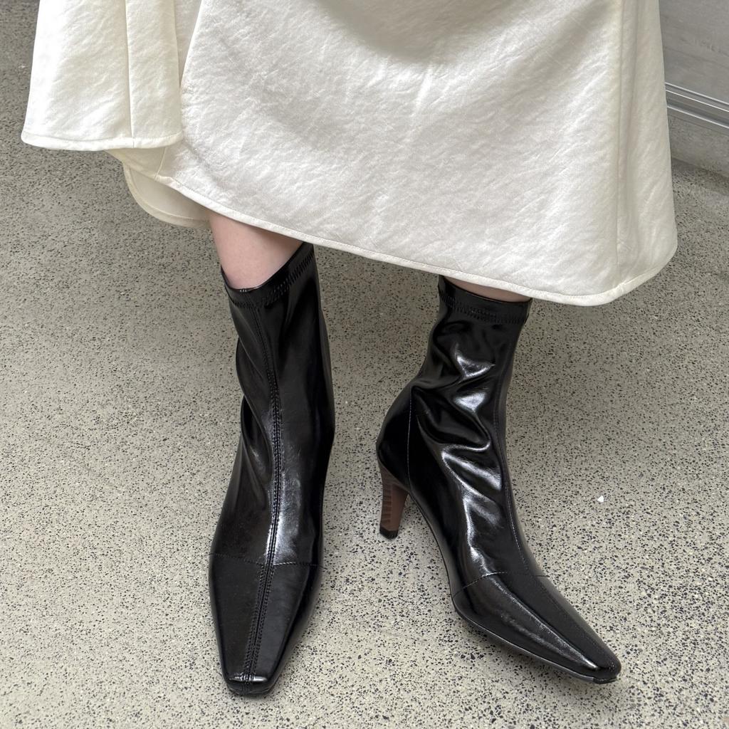 2025 short boots women's thin boots autumn and winter new leather square head rear zipper thin heel high heel short boots women's single boots