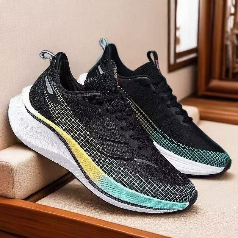 New Men's Shoes Breathable Mesh Breathable Running Shoes Gradual Change Four Seasons New Men's Casual Lightweight Sports Shoes