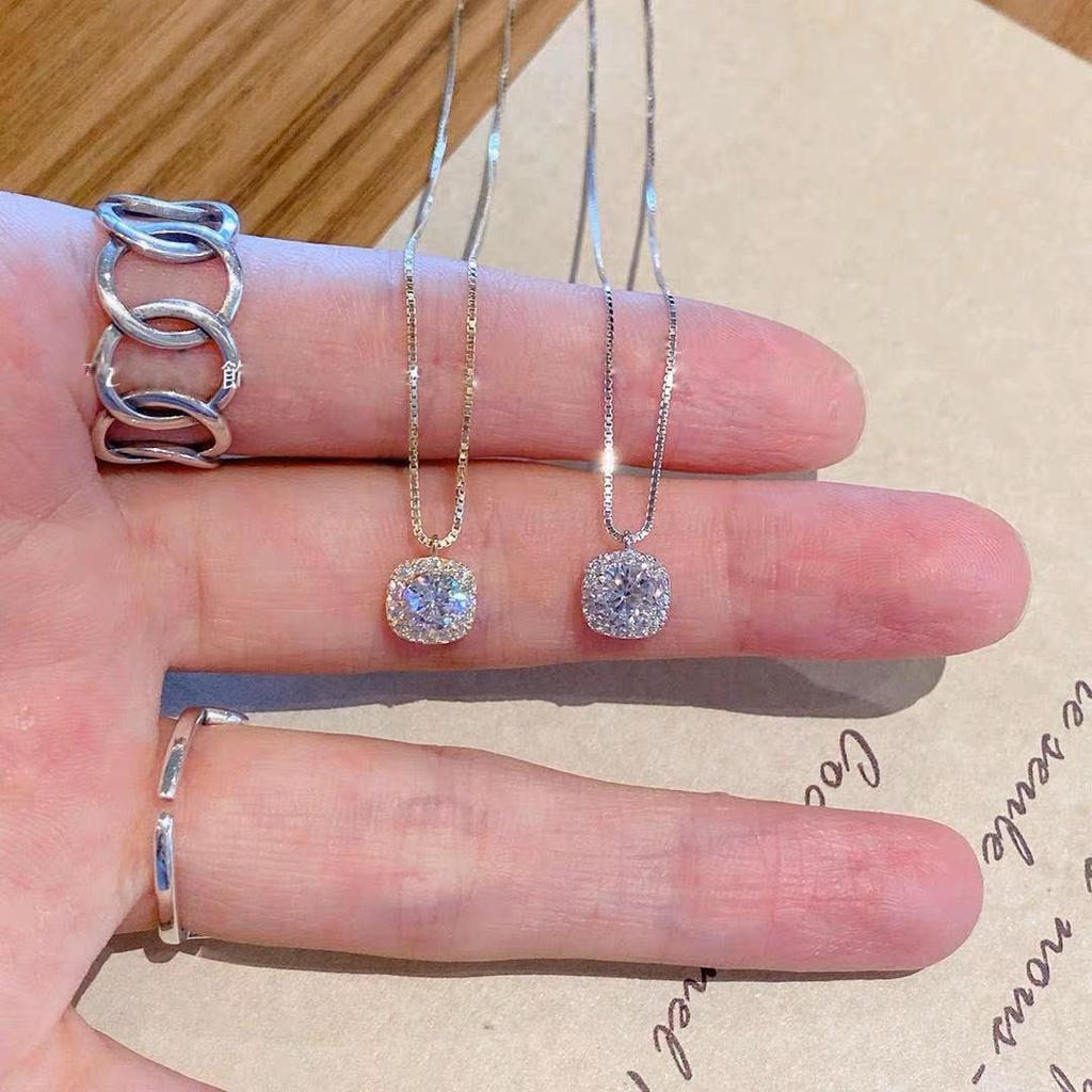 Women's Summer Luxury Shiny Diamond Square Pendant Necklace - Korean Style, Versatile Fashion