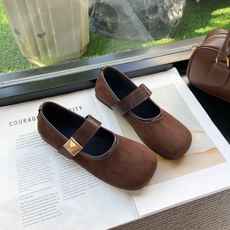 Casual temperament soft bottom flat bottom one word with single shoes retro matte shallow mouth beanie shoes women's summer new models