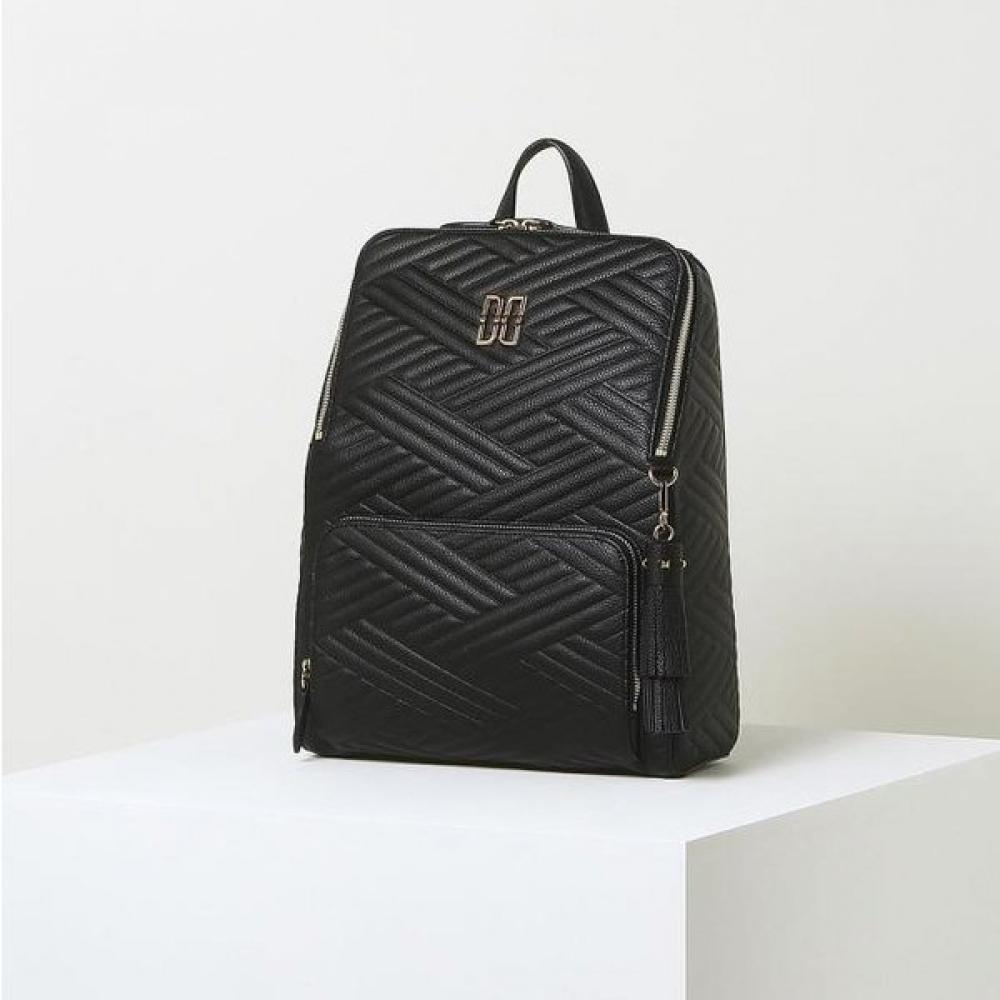 

Daks Black Leather Backpack Dcba0e369bk Single option