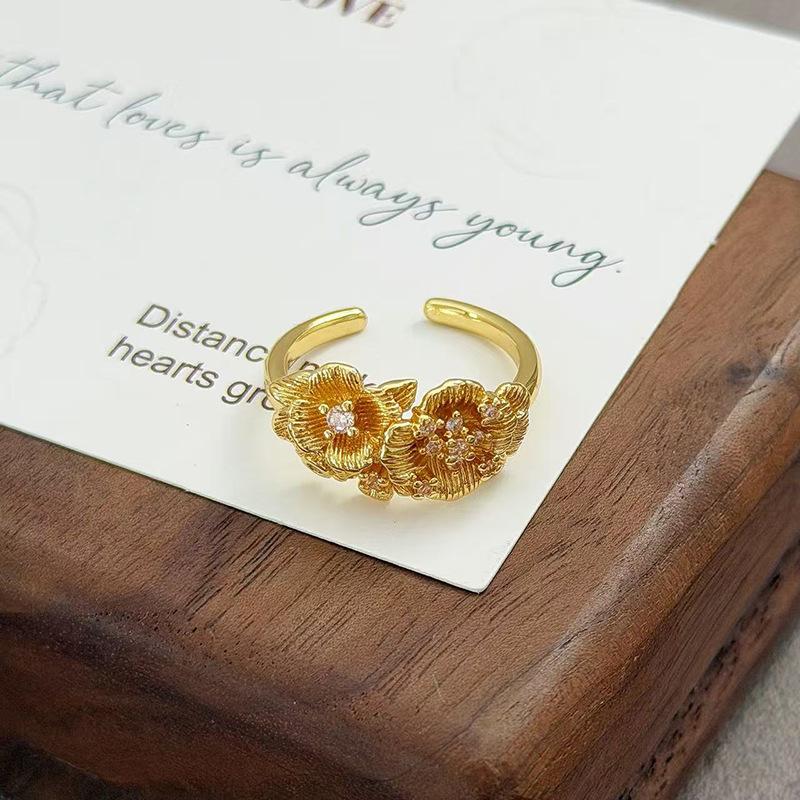Flowers Like Brocade Medieval Vintage Court Style Light Luxury Temperament Zir*****Pen Ring Niche Design Ring