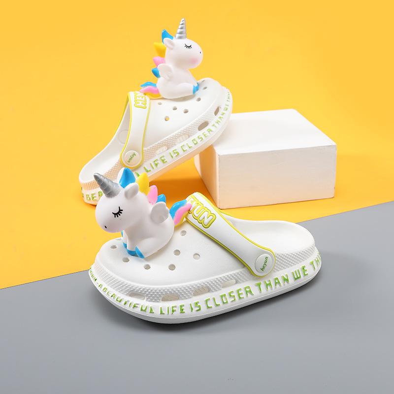 Delightful Unicorn Kids Hole Shoes For Girls Comfortable Summer Beach Slippers