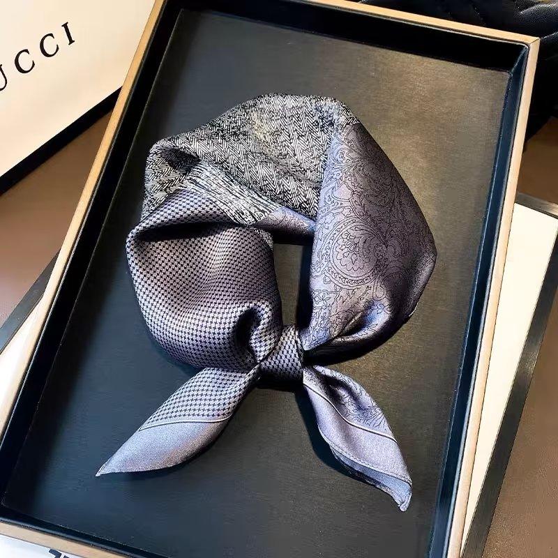 100% Silk Scarf Bandana Women Square Scarves Wrap Kerchief Green Mulberry Silk Spring Fashion Luxury High Quality Headband Hijab