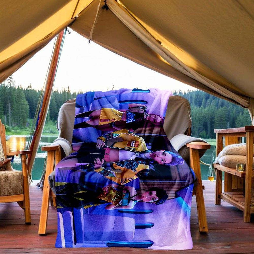 

Future Fashion: Neon Yellow Jacket with Abstract Print Blanket Lightweight Flannel Throw Blanket for Sofa, Bed, Travel, Camping, Livingroom 130x150cm