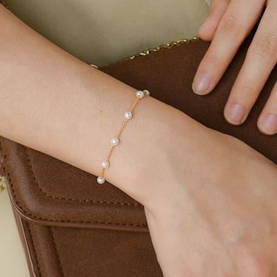 Semplice ed elegante simulazione perle bracciali perline catena per donne braccialetto con ciondolo gioielli regalo