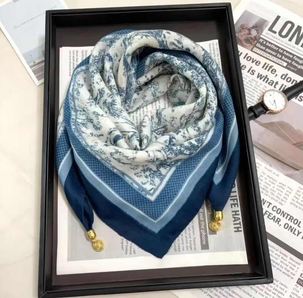Chic Autumn/Winter Silk Scarf with Magnetic Golden Ball Clasp – Korean Style Neck Warmer