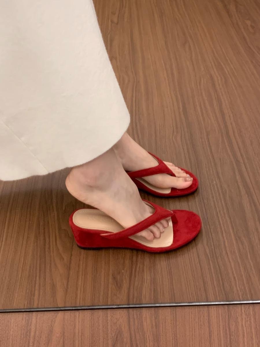 

Premium wedge sandals new casual flip-flops toe thick-soled cool slippers 40 червоний