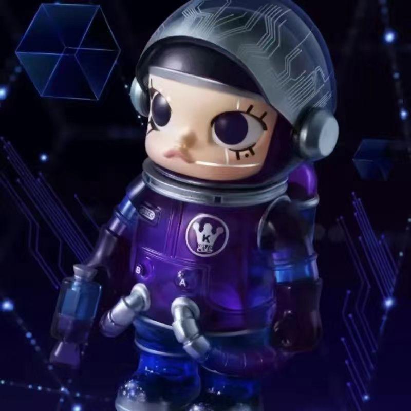 MOLLY 100% Jasmine 2nd Gen MEGA Collectible Astronaut Anniversary Trend Toy