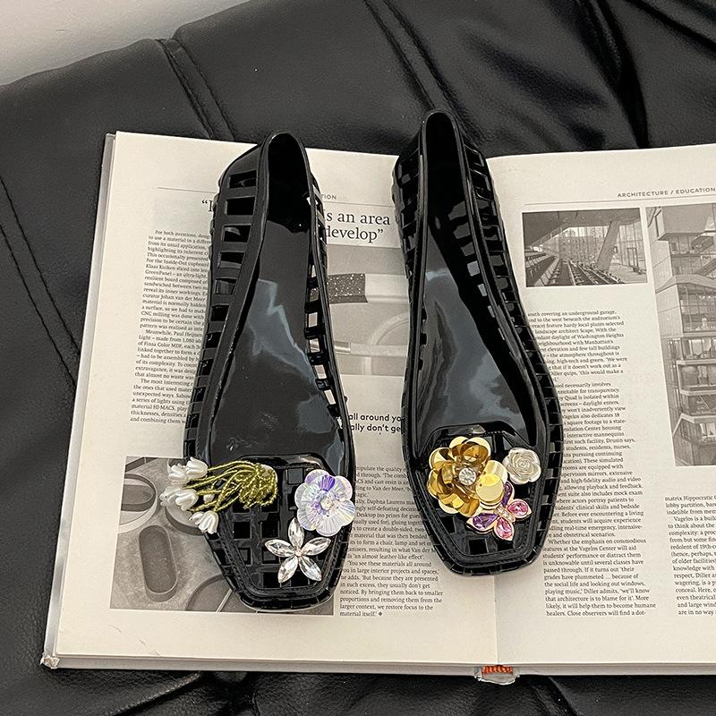 Fashion niche design grid hollow crystal sandals new summer with skirt flower transparent hole shoes