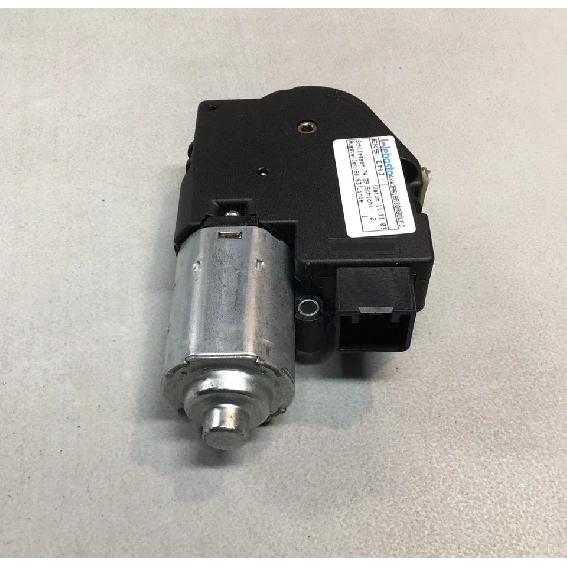 Original Sunroof Motor For Volvo C30 S40 V50 Power Sunroof Actuator Starting Module Assembly 31283957 30796584 Renovate