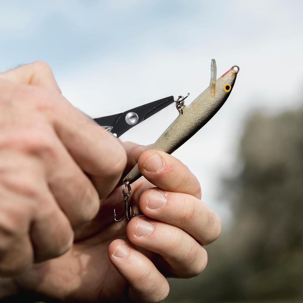 Fishing line scissors, braided fishing line scissors, stainless steel braided fishing line scissors, retractable lanyard, salt w