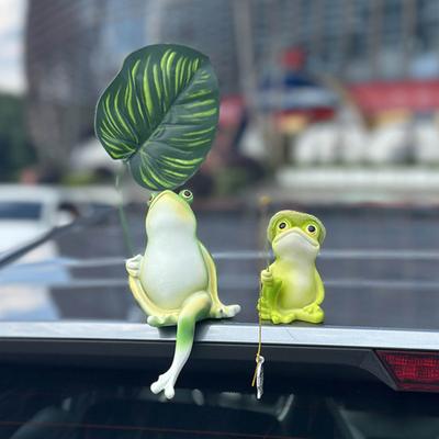 Lot de 2 Figurine Grenouille de Jardin Mini Statue Grenouille Pêcheur Grenouille Assise Tenant un Parapluie Feuille Sculpture Grenouille Pêcheur d'Étang pour Paysage de Jardin
