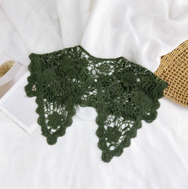 Vintage Shawl O-Neck Doll Fake Collar Shirt Women Hollow Crochet Lace False Collar Detachable Woman Half Shirt Faux  Col