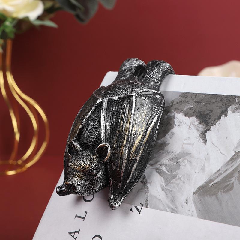 Cross-Border Bat Pendant: Halloween & Easter Resin Decoration