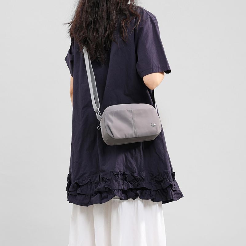 Damen Leichte Schulter Umhängetasche Student Einfarbig Kleine Quadratische Tasche