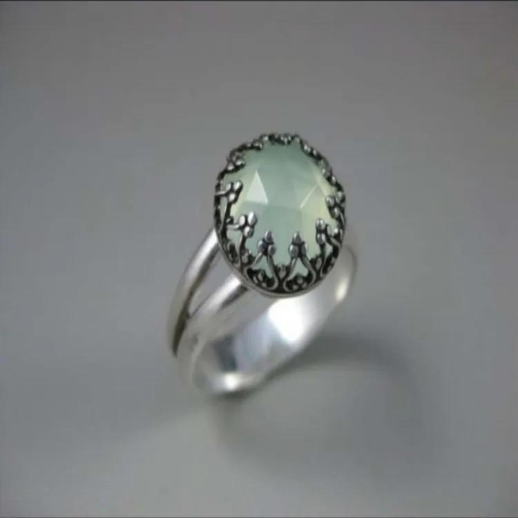 Trend Retro Ancient Silver Ring for Women Light Green Crystal Zircon Alloy Simple Gathering Light Luxury High Sense