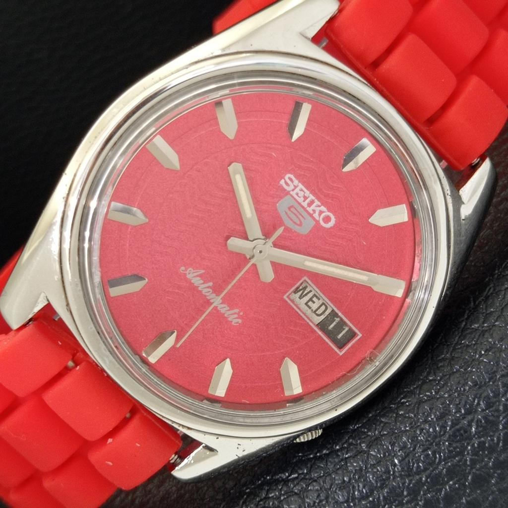 

SEIKO 5 AUTOMATIC VINTAGE 6119C JAPAN MENS RED COLOR DIAL WATCH a702320-5 R124-a702320