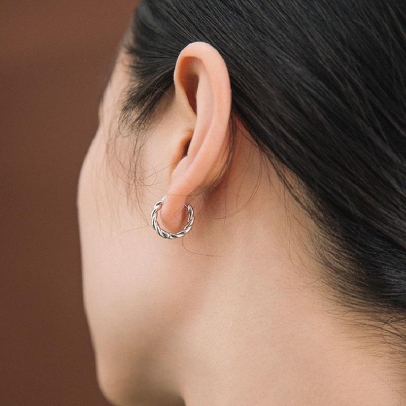 1 Paar Mehrstil Nicht verblassende Kleine Runde Creolen Für Männer Frauen Edelstahl Gotisch Retro Ohrring Ohrbügel Schmuck