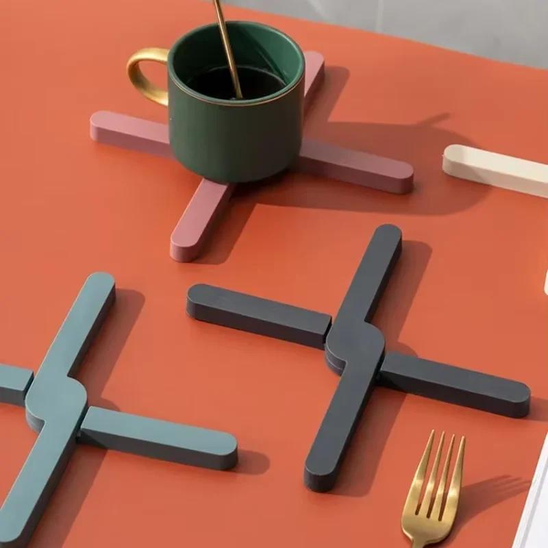 Silikon Hitzebeständiges Pad Faltbar Rutschfest Topf Pfannenmatte Tischset Geschirrteller Kreuzhalter Untersetzer Topfuntersetzer Küchenmatten