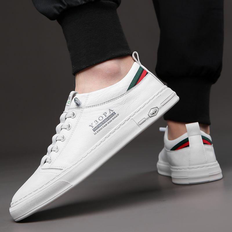 Neue Beliebte Herrenschuhe aus Weißem Leder: Handgefertigt, Weiche Sohle & Oberfläche, Trendige & Vielseitige Freizeitsneaker.