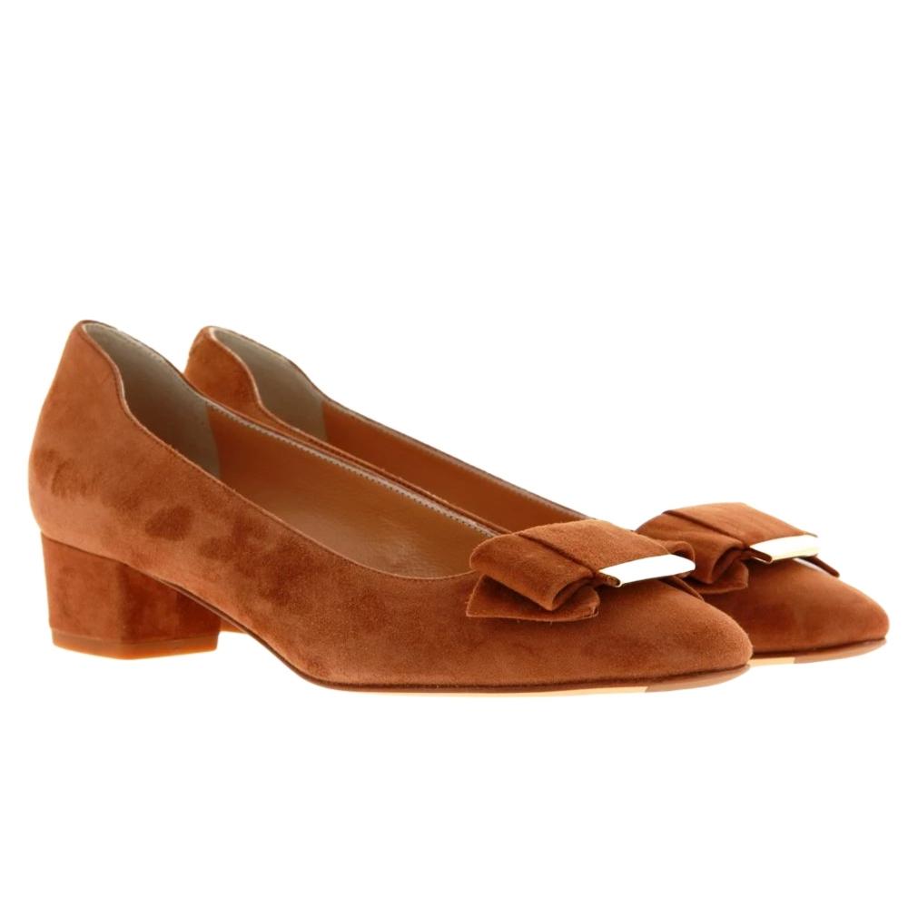 

Salvatore Ferragamo Ferragamo Vara Женские туфли Коричневый коричневый