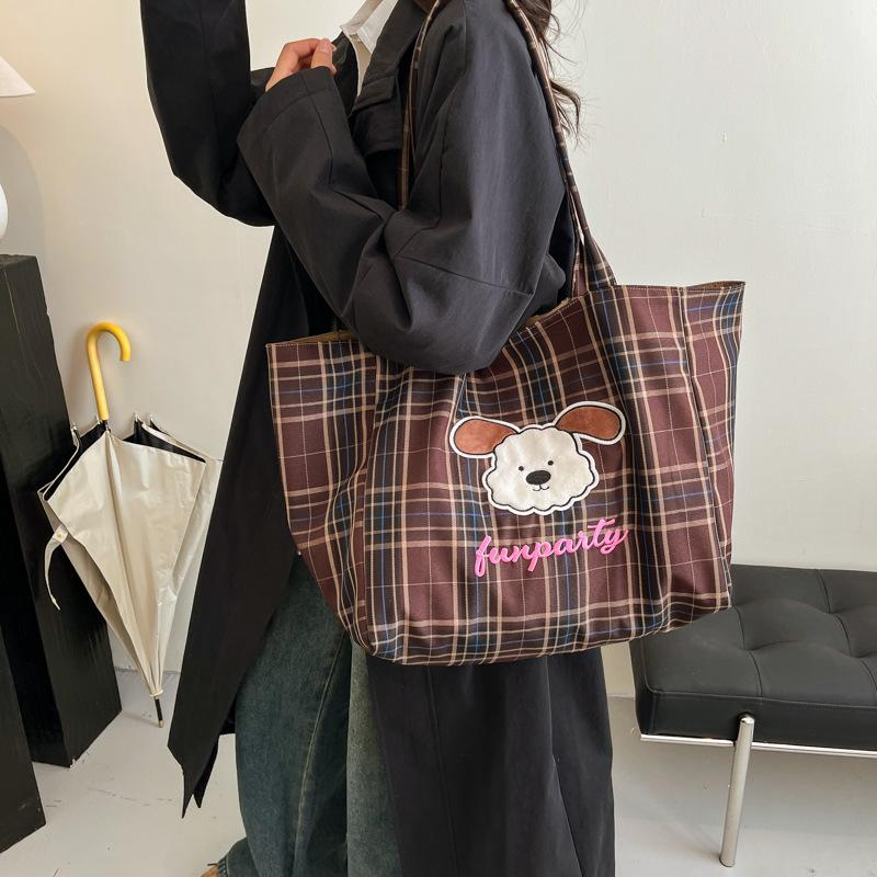 2025 autumn and winter new canvas bag large capacity tote bag cartoon plaid college style double-sided shoulder bag commuter bag