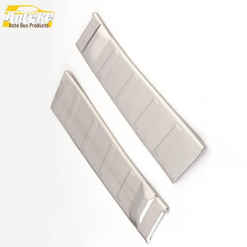 Outlander Rear Bumper Stainless Steel Tailgate Protection Strip and Decorative Sticker Accessories