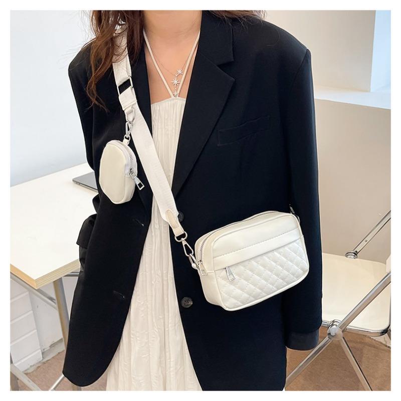 Neue Damen Umhängetasche PU Weiche Lederstruktur Bestickte Rautensteppung Crossbody Bag Große Kapazität Lässige Mini Square Bag Geldbörse