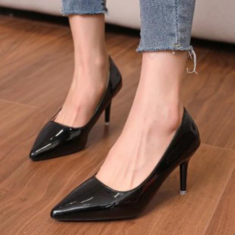 Fashion Red High Heels for Women's Sexy Fine Heel Pumps Fashion Party Plus Size 43 Pointed Toe Wed Shoes Patent Leather Dress High Heels