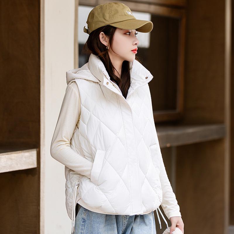 Gilet Trapuntato con Cappuccio Dimagrante Taglie Forti da Donna - Stile Coreano Autunno/Inverno 2025 Cotone Piumino