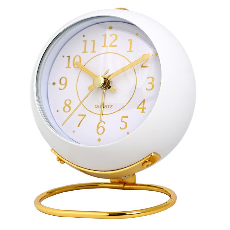Nordic Minimalist Children's Silent Alarm Clock - Luminous Desktop Bedside Clock
