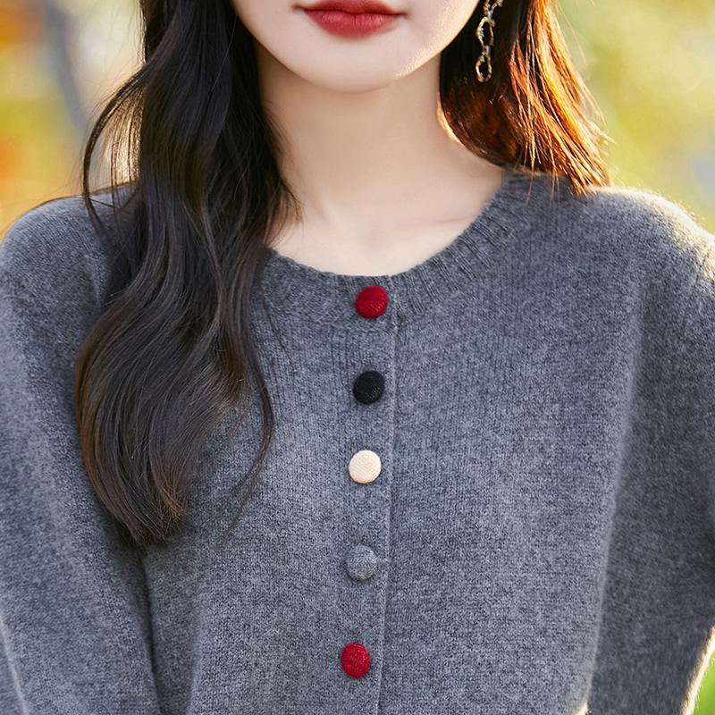 Suéter de cashmere feminino Qinghe cashmere 30% cashmere 70% lã outono e inverno cardigan cashmere macio e quente