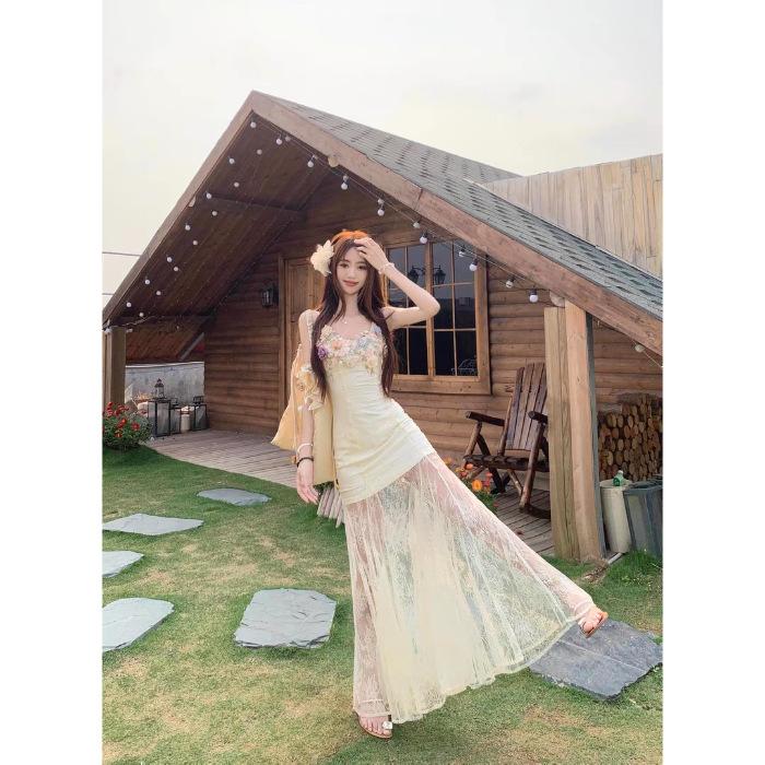 French heavy industry flower lace mesh splicing suspender dress women s summer seaside vacation temperament fishtail dress S белый