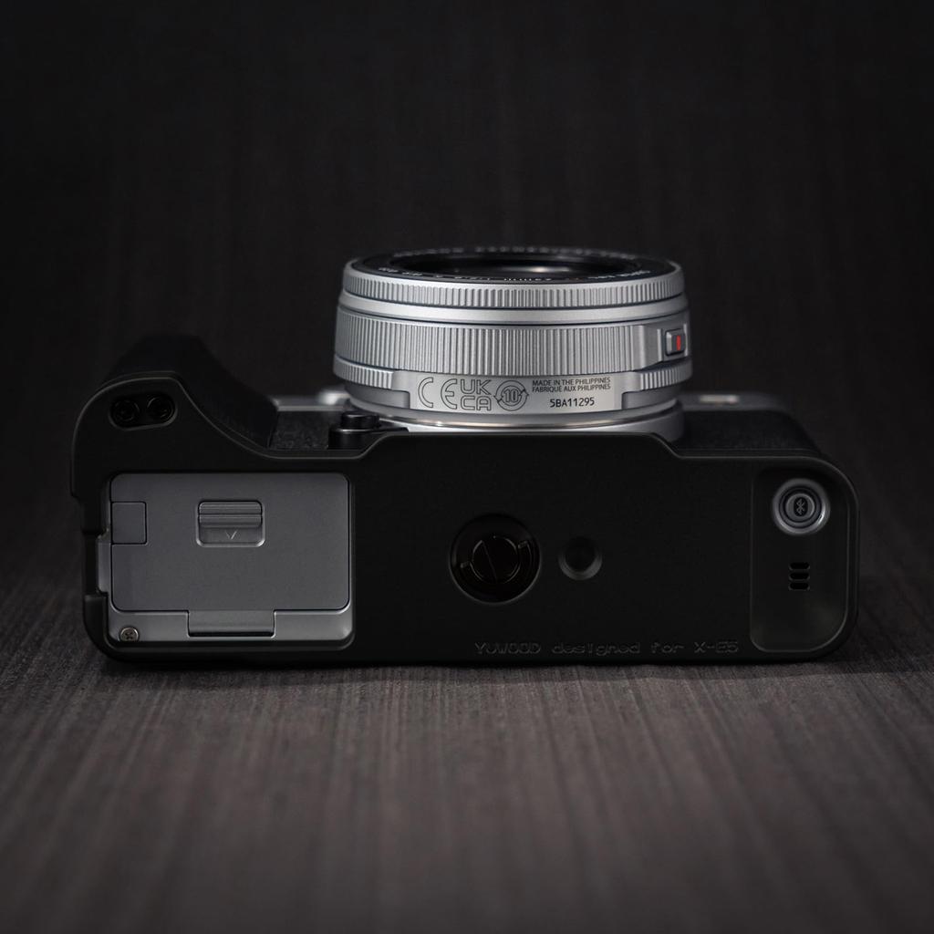 Iborrys Uchwyt do aparatu dla FUJIFILM Dedykowany Szybkozłączka Stop Aluminium Aparat Oryginalny Wzór Retro Aluminium X-E5, Płytka w kształcie litery L, Uchwyt, Antypoślizgowy