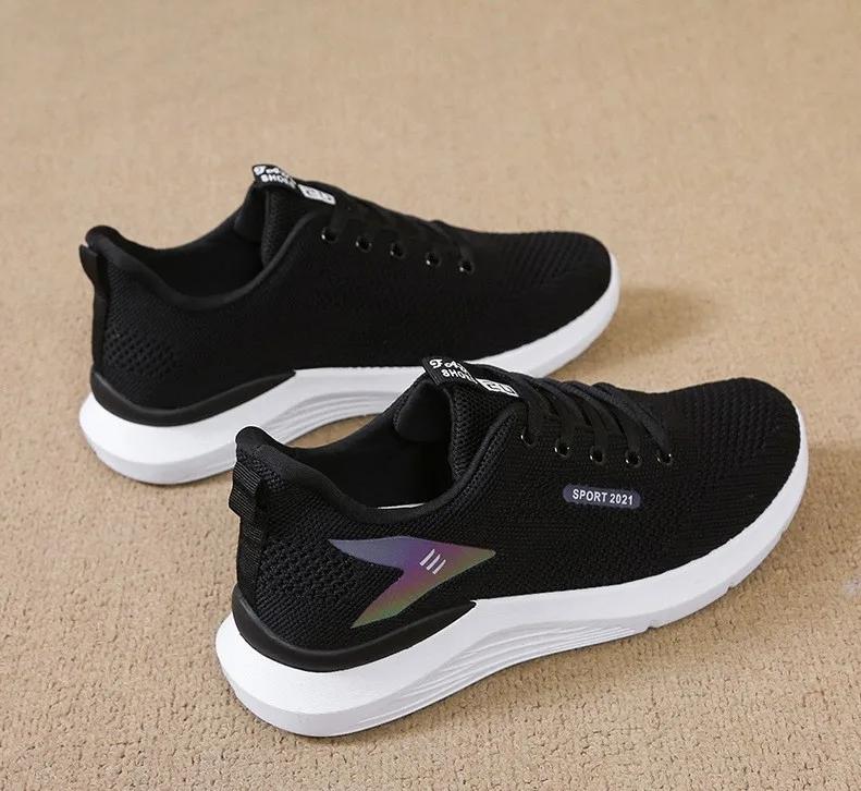 2024 new autumn women mesh shoes Fashion versatile soft sole shoes Light casual running sneakers Comfort female footwear Zapatos