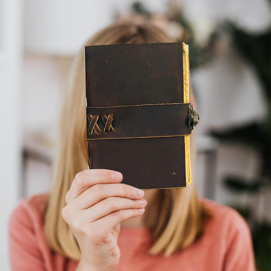 Prastara Handmade Leather Journal 6x4 Inch – 200 Pages – Vintage Notebook for Writing, pocket journal Sketching & Gifting Ideal Christmas gift